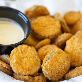 FRIED PICKLE CHIPS BREADED